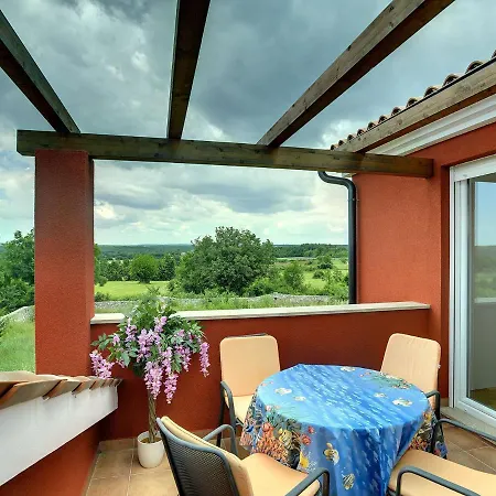 Villa Modern With Pool In Bratulici